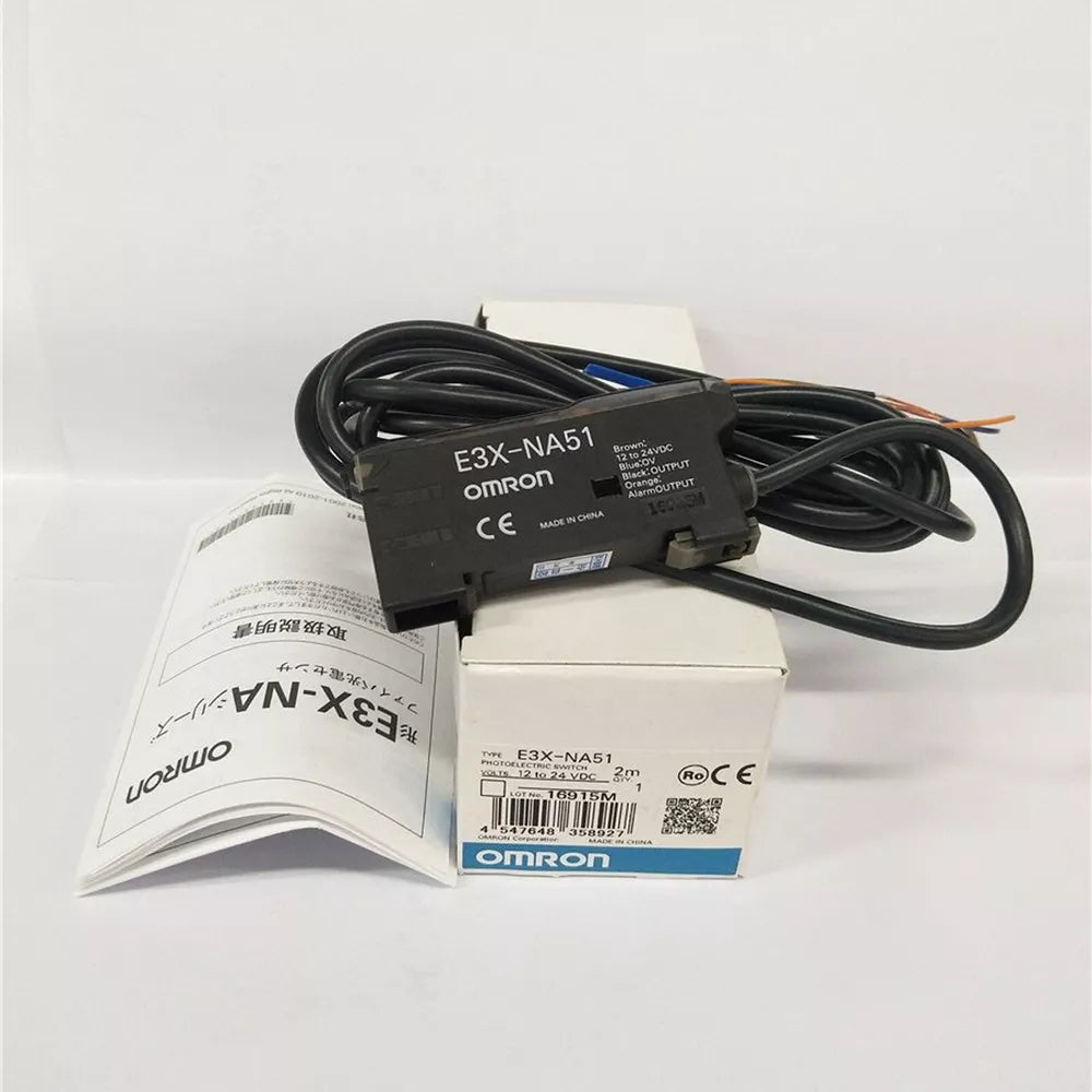 Omron E3X-NA51 Photoelectric Switch with packaging, 12-24VDC, black cable, and documentation, new.