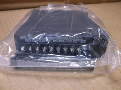 Mitsubishi R60AD4 PLC Module, black industrial automation part in packaging