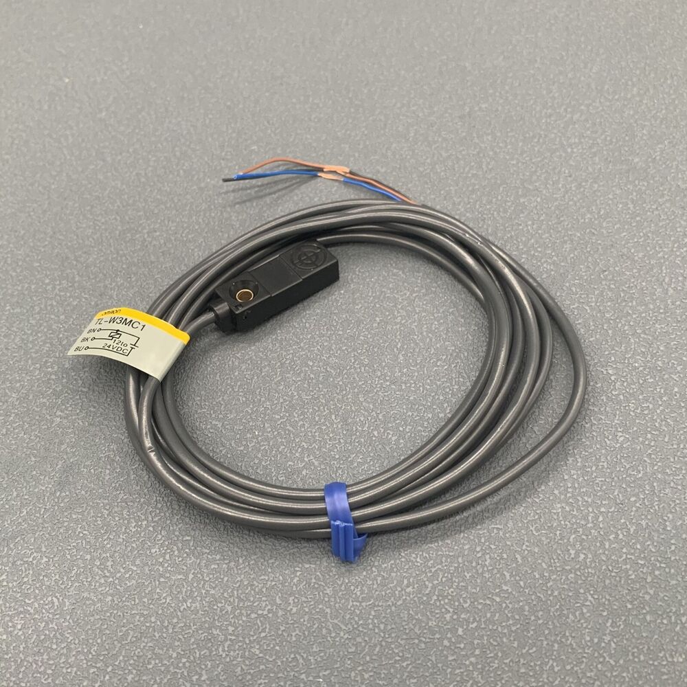 Omron TL-W3MC1 Proximity Sensor with cable and connector, new industrial automation sensor.
