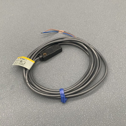 Omron TL-W3MC1 Proximity Sensor with cable and connector, new industrial automation sensor.