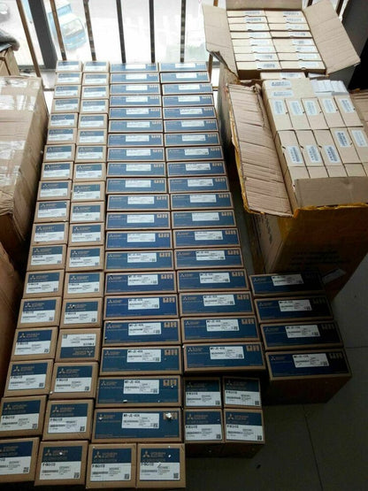 Servo Motor | Mitsubishi | MR-J4-700A4 Servo Drive MRJ4700A4 Via DHL