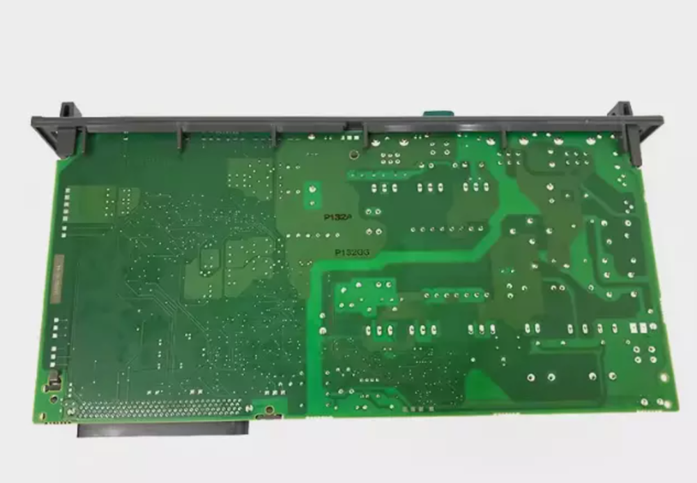 FANUC A16B-2203-0910 PLC circuit board, green with P132A and P132G3 text, for industrial automation.