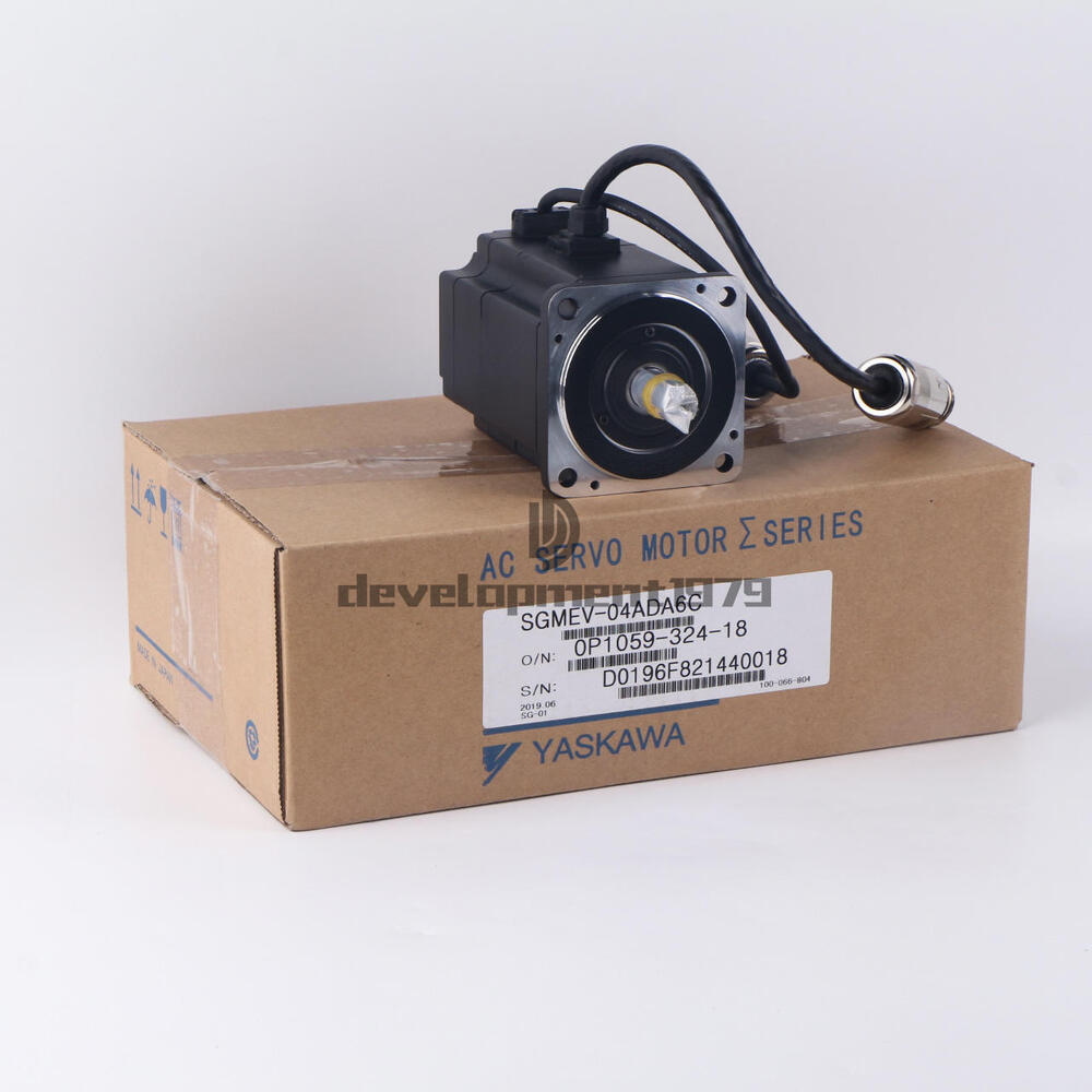 YASKAWA AC Servo Motor SGMEV-04ADA6C, industrial motor with cables and packaging. Product details visible on the box.
