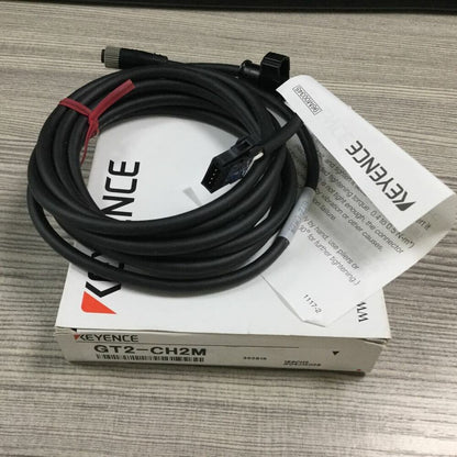 KEYENCE GT2-CH2M contact sensor cable, black, with connectors, new in box