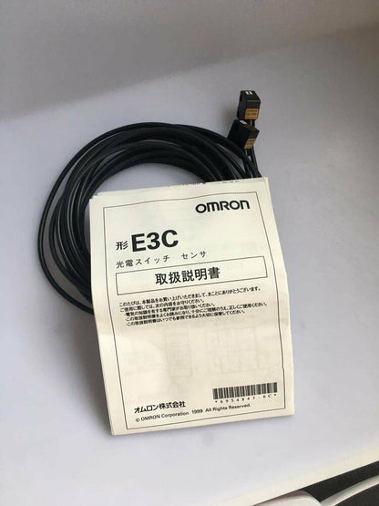 Omron E3C Photoelectric Switch sensor with instruction manual, new in box.
