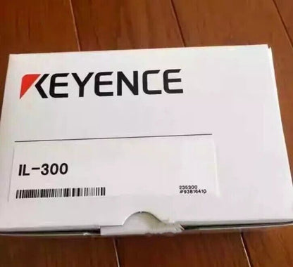 UPS Shipping KEYENCE IL-300 Laser Sensor