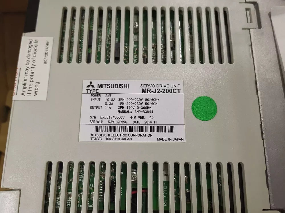 Mitsubishi MR-J2-200CT Servo Drive Unit, industrial automation part, Made in Japan, 2kW power, fast shipping