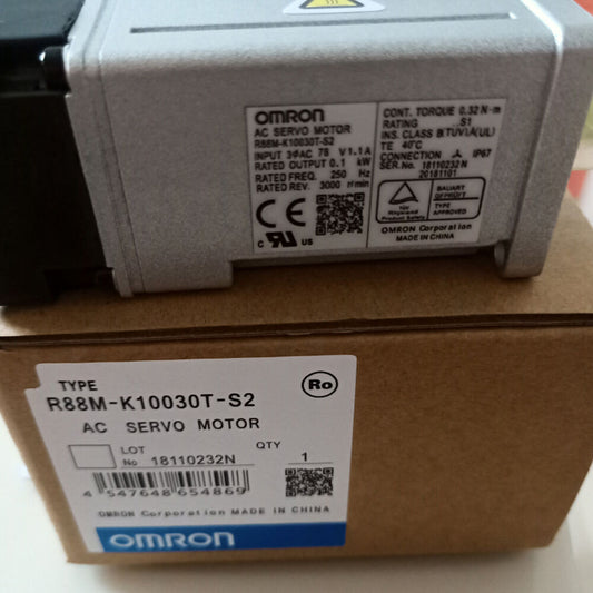 Omron R88M-K10030T-S2 AC Servo Motor, Industrial Automation Part, New in Box, Fast Shipping