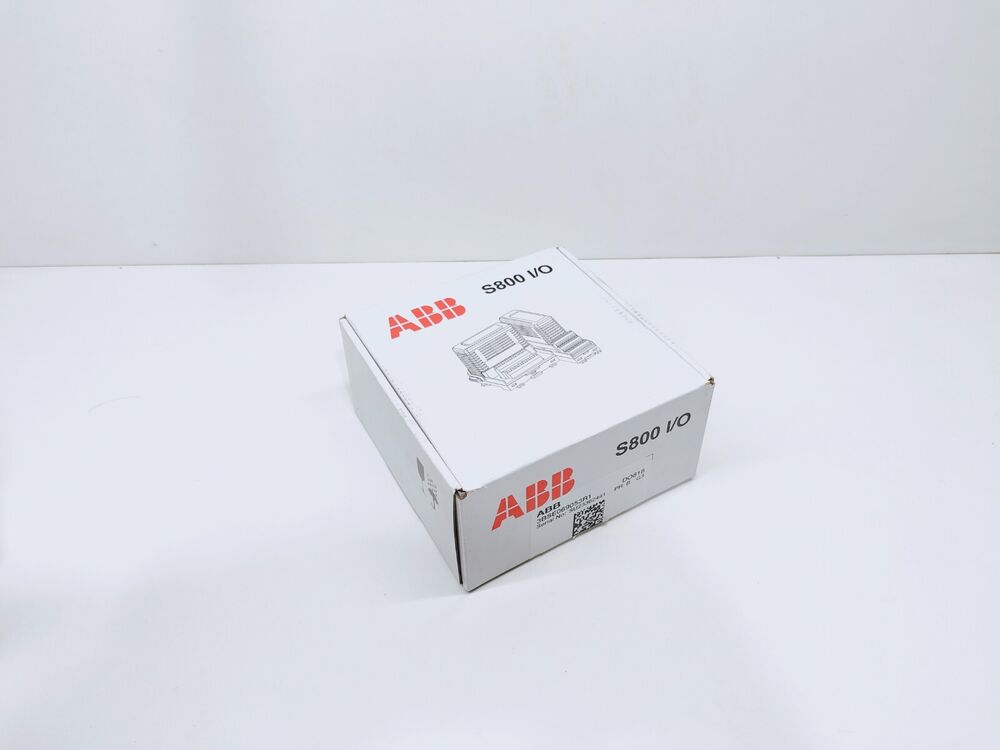 ABB S800 I/O digital output module, white box with ABB logo and product information.
