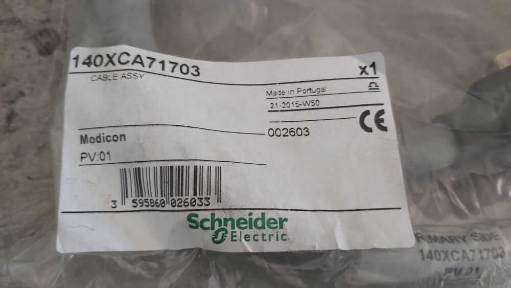 SCHNEIDER ELECTRIC MODICON 140XCA71703 Cable NEW Make Offers!