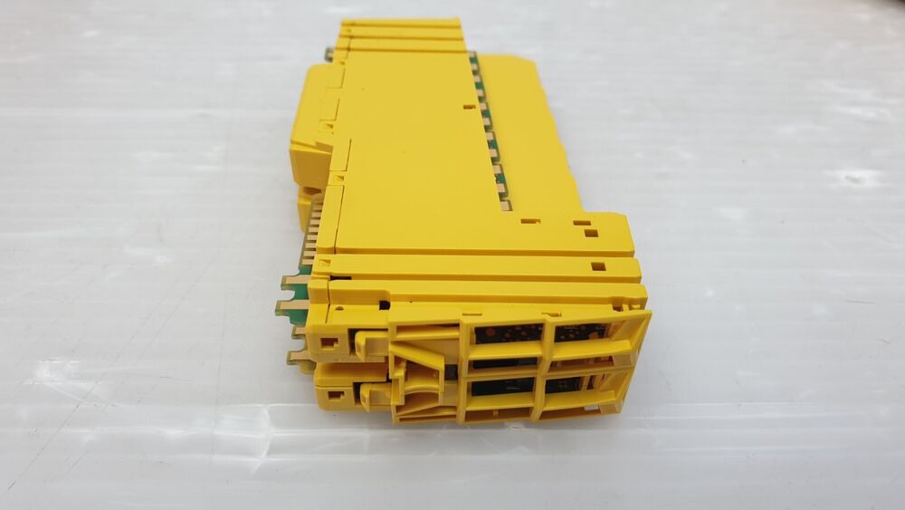 X20 SO 4110 Safety Output Module, yellow industrial component