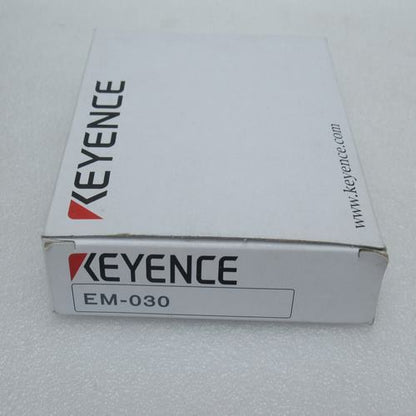 1PC EM-030 Keyence EM030 Proximity Sensor Switch New In Box