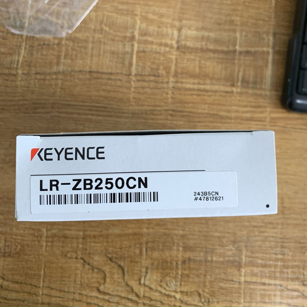 1PC New Keyence LR-ZB250CN LRZB250CN Sensor In Box Expedited Shipping