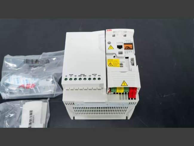 PLC | ABB | ACS355-03U-15A6-4 DRIVE ACS35503U15A64