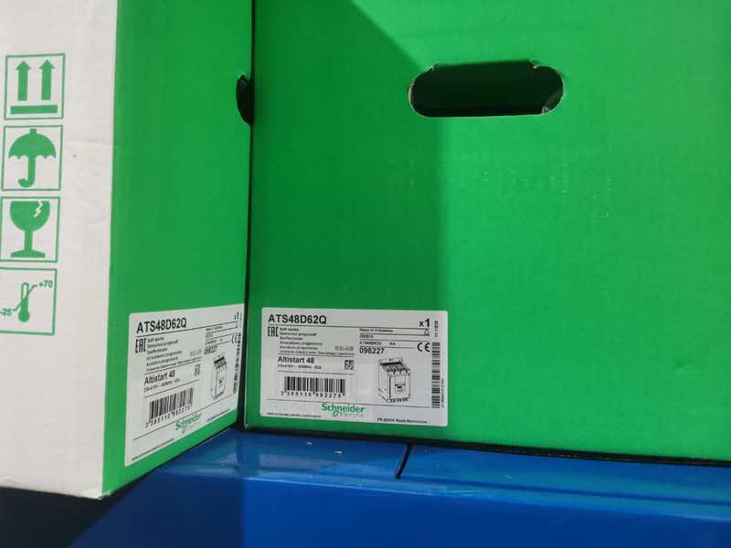 Schneider ATS48D62Q soft starter boxes, green packaging. PLC Module ATS48D62Q in stock.