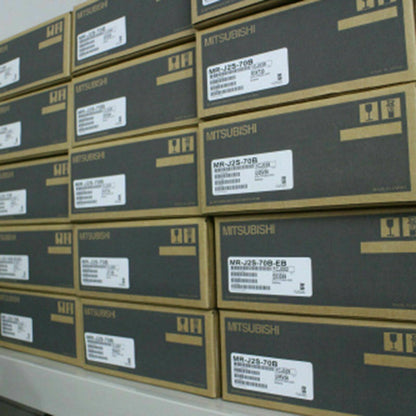 Servo Motor | Mitsubishi | MR-J4-700A4 Servo Drive MRJ4700A4 Via DHL
