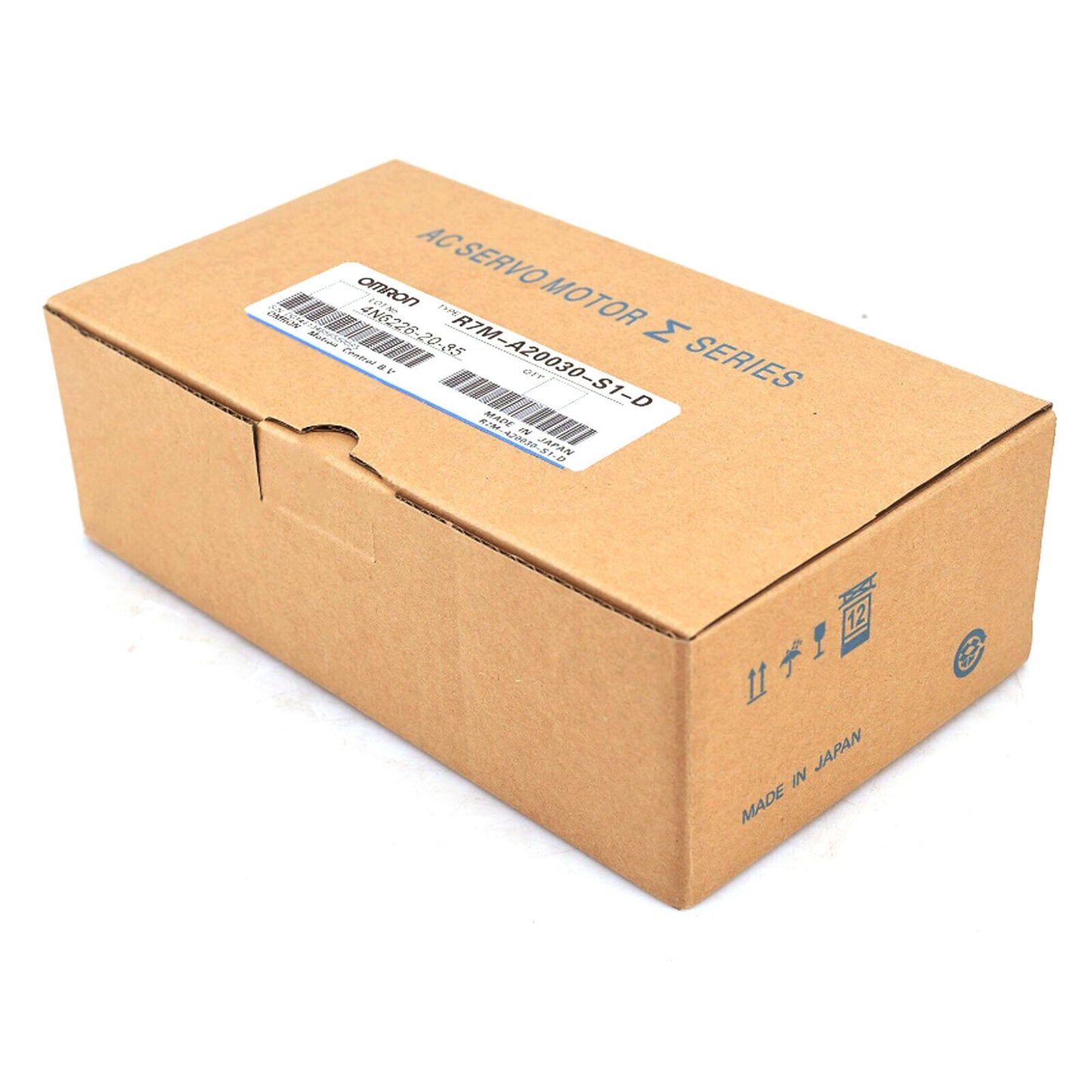 Omron R7M-A20030-S1-D servo motor in original packaging, Made in Japan. AC Servo Motor Series.