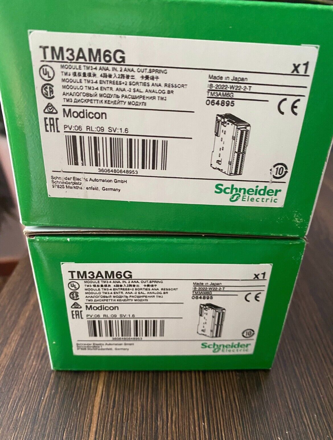 Schneider Electric TM3AM6G PLC module, green box, industrial automation components