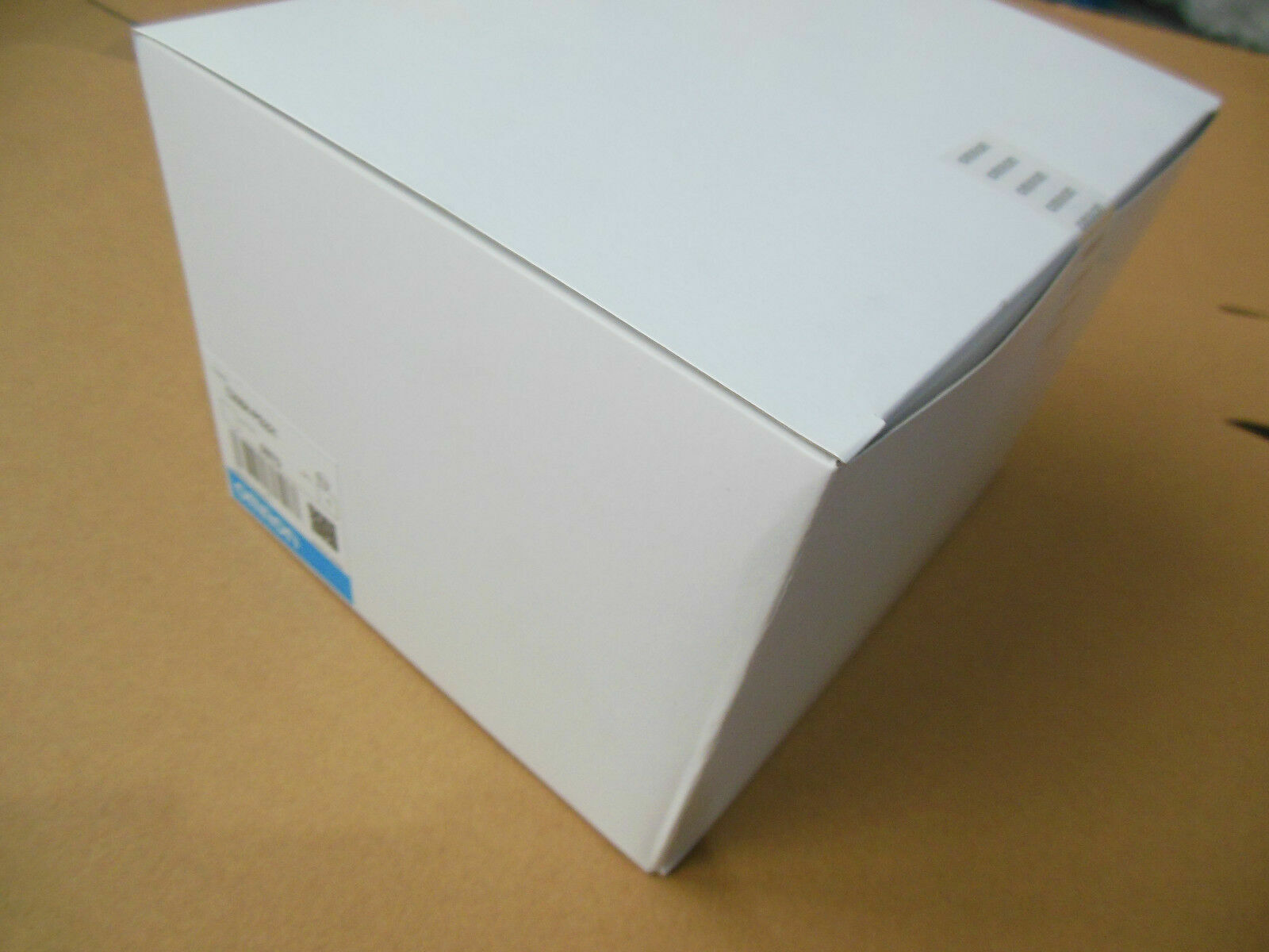 New Omron C200H-PS221 PLC module box. Industrial automation part, fast shipping.
