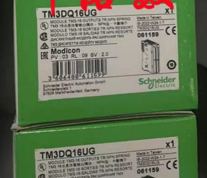 Schneider Electric TM3DQ16UG discrete output module, green box with product details, PLC component