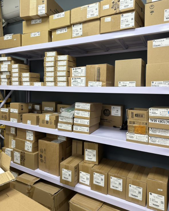 PLC | Allen-Bradley | 2711-B5A20 Panelview 550 2711b5a2