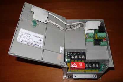 SCHNEIDER ELECTRIC ATV21HU30N4 ALTIVAR 21 TRIPHASE 380V 3kW SPEED DRIVE-