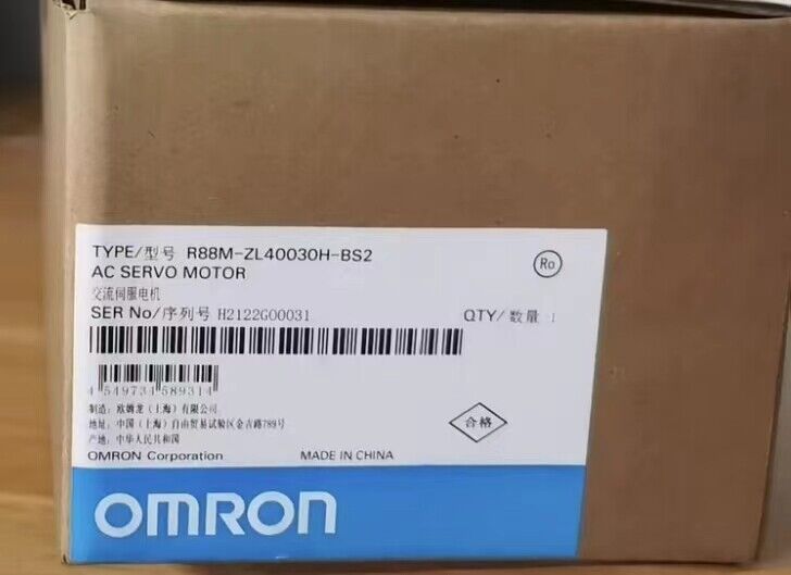 Omron R88M-ZL40030H-BS2 AC Servo Motor in box, new condition, fast shipping.