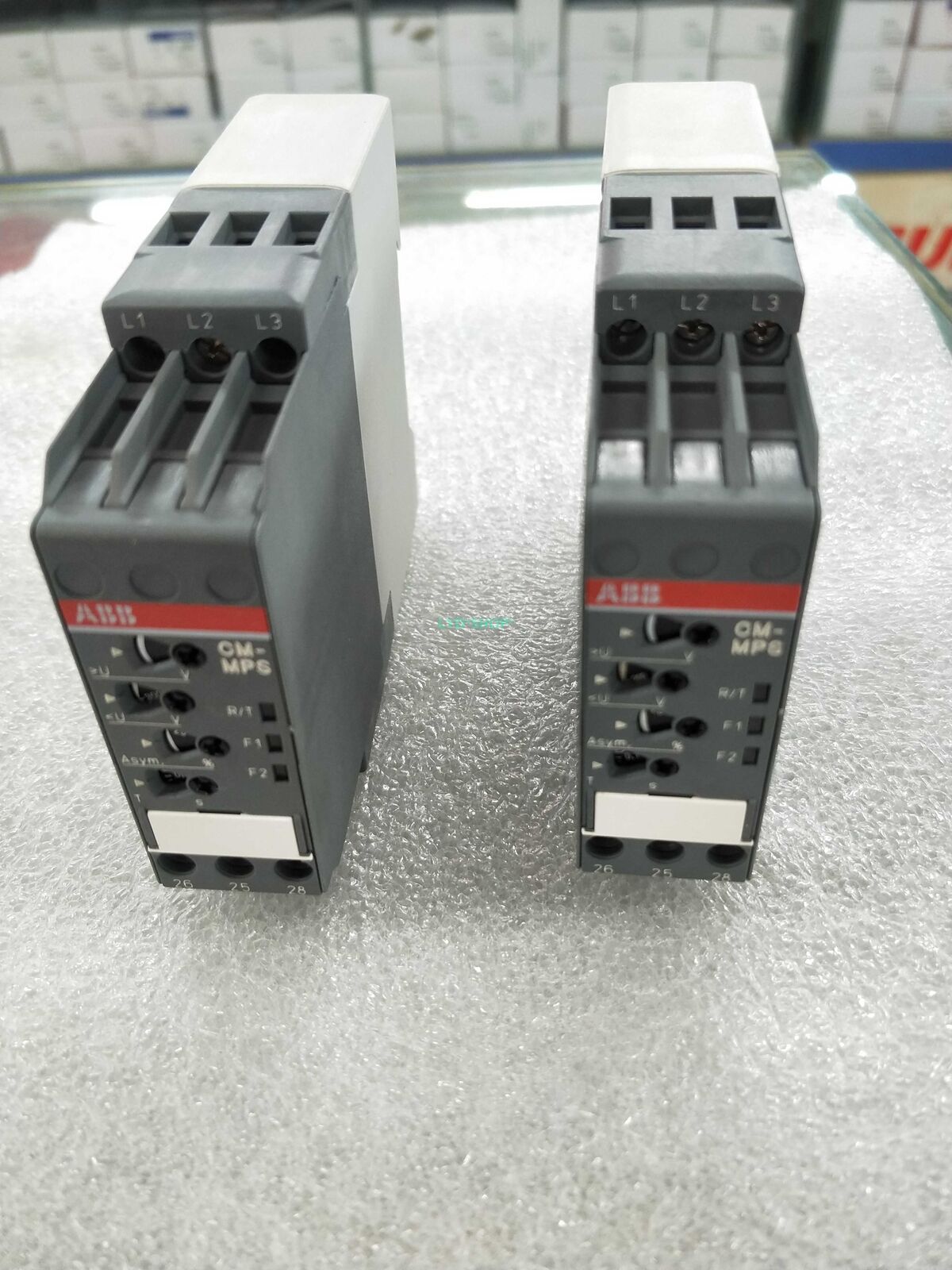 ABB CM-MPS.43 Multifunction RMS Monitoring Relay, PLC Component. Featuring L1, L2, L3 terminals.