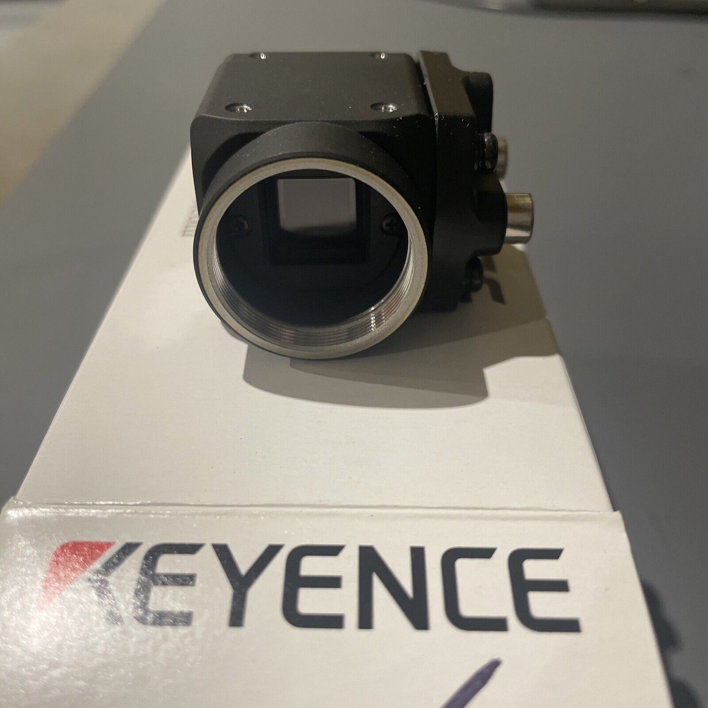 keyence CA-200M new Environment-resistant 2 megapixel camera (Monochrome)