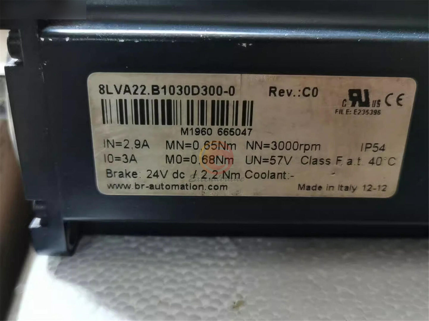 B&R 8LVA22.B1030D300-0 servo motor label, industrial automation part, Made in Italy, 2.9A, 0.65Nm, 3000rpm, IP54.