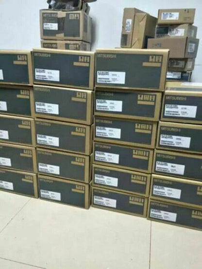 Servo Motor | Mitsubishi | HG104T-D48 Servo Motor HG104TD48 DHL Fast Shipping