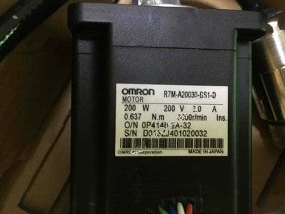 Omron R7M-A20030-BS1-D servo motor, industrial automation part. 200W 200V.