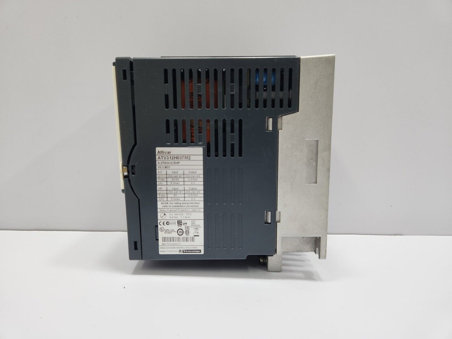 SCHNEIDER ELECTRIC ALTIVAR ATV312H037M2 VARIABLE SPEED DRIVE