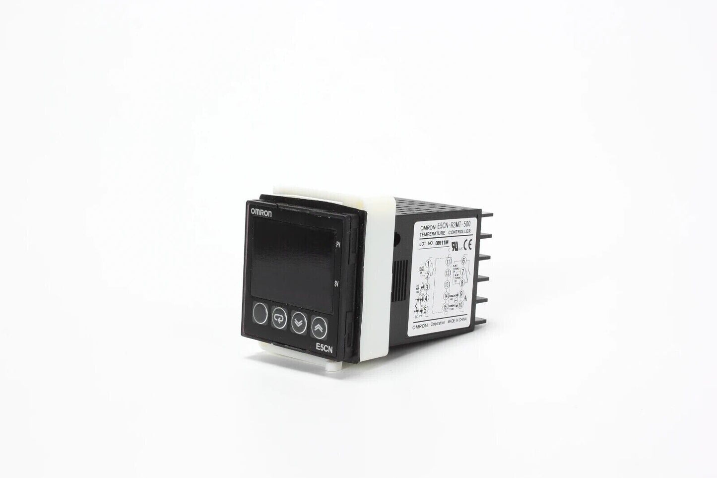 1 year warranty NEW OMRON Digital Temperature Controller E5CN-Q2MT-500 100-240V