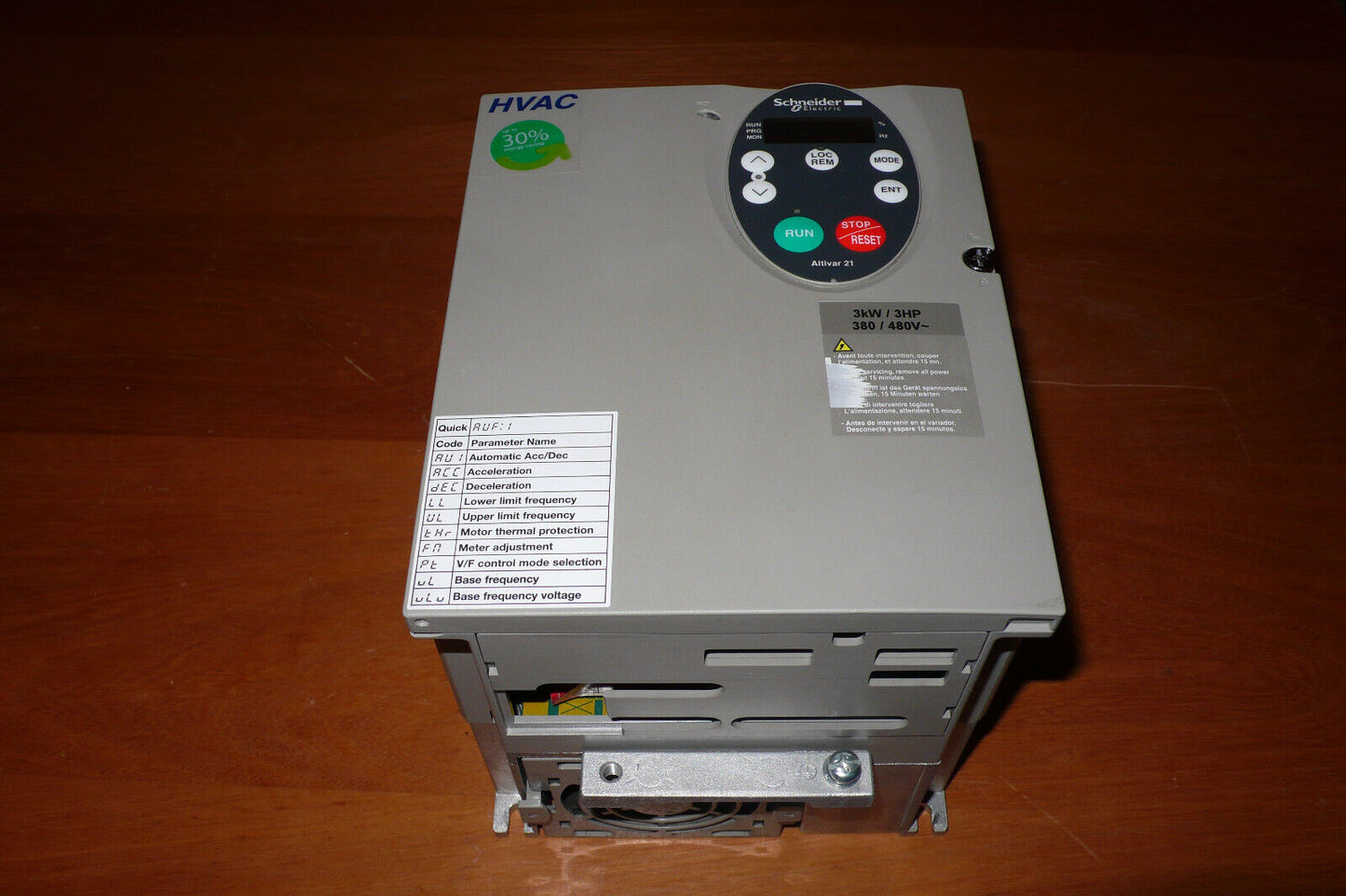 SCHNEIDER ELECTRIC ATV21HU30N4 ALTIVAR 21 TRIPHASE 380V 3kW SPEED DRIVE-