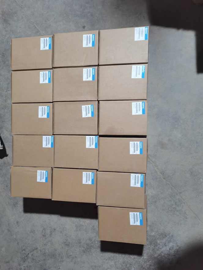 Sensor | Omron | New IN BOX Free Shipping Ship Quickly  plc E3Z-D86