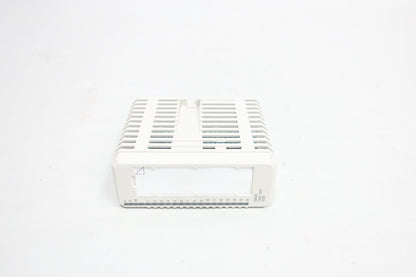 ABB DI830 digital input module, 16ch 24VDC, white plastic housing. S800 I/O PLC module.