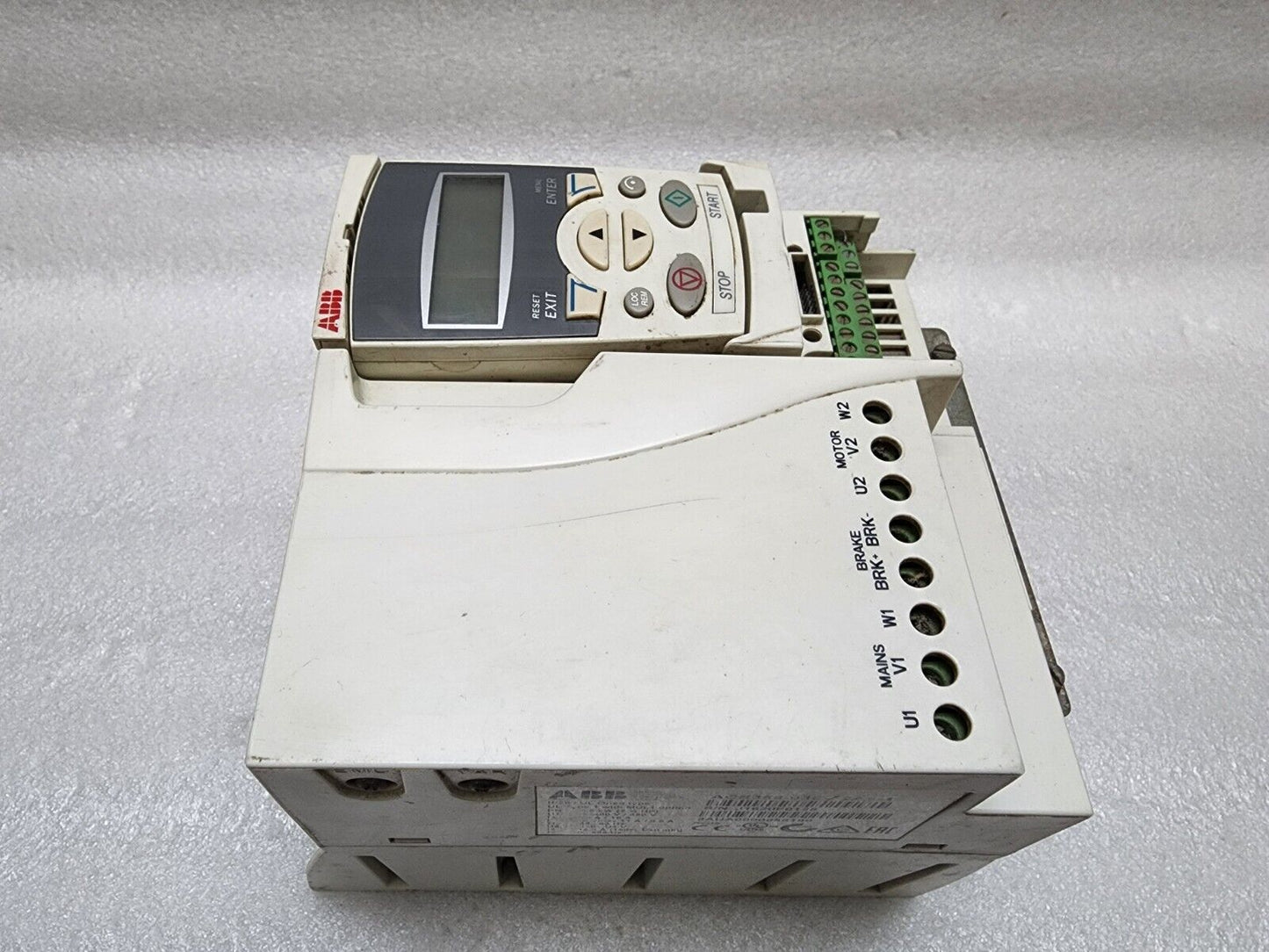 Drive | ABB | ACS355-03E-12A5-4 AC Guida 3AUA0000058190 5.5kW 7.5HP