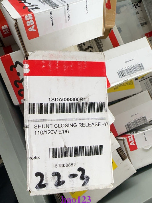 ABB 1SDA038300R1 Air Circuit Breaker Box, Shunt Closing Release